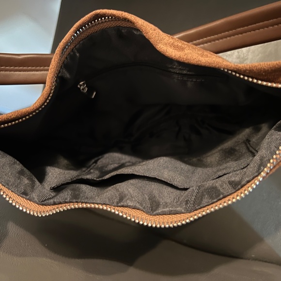 Brown Suede Studded Boho Shoulder Bag - NEW - Picture 3 of 4